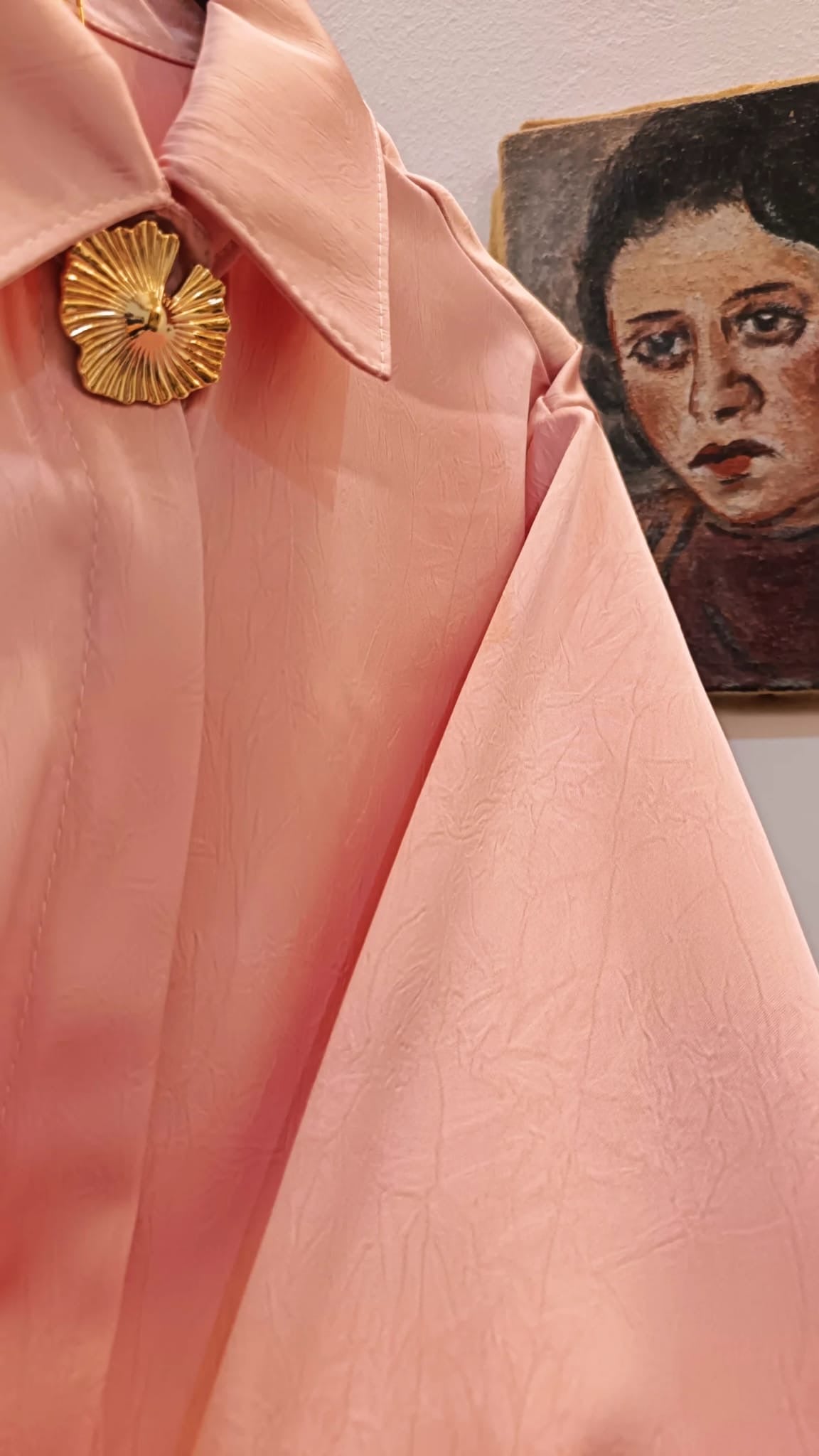 Camicia con spilla