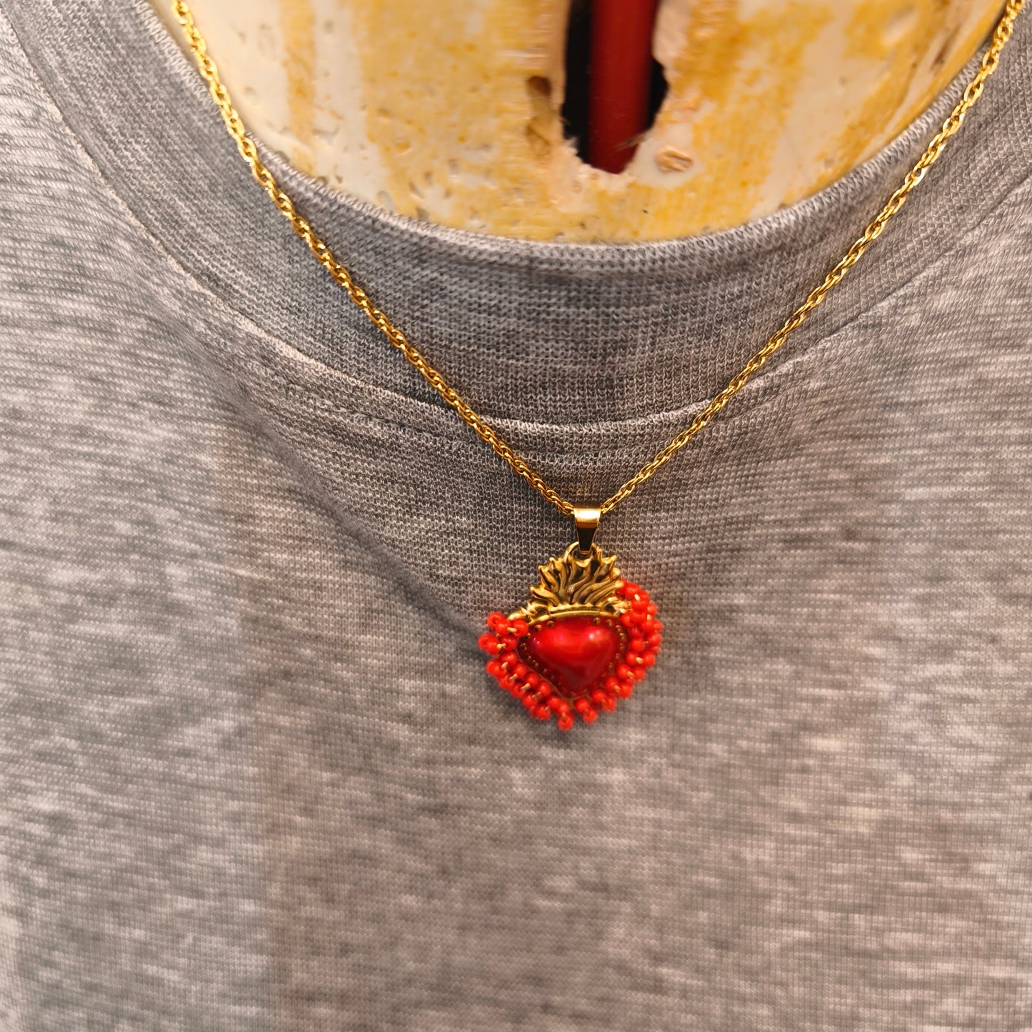 Collana cuore sacro rossissimo