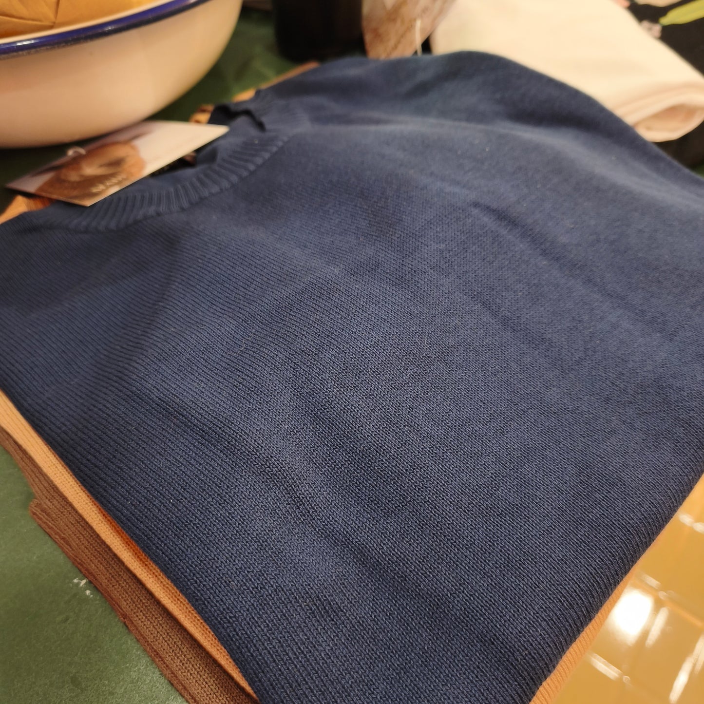 Maglia con spacchi