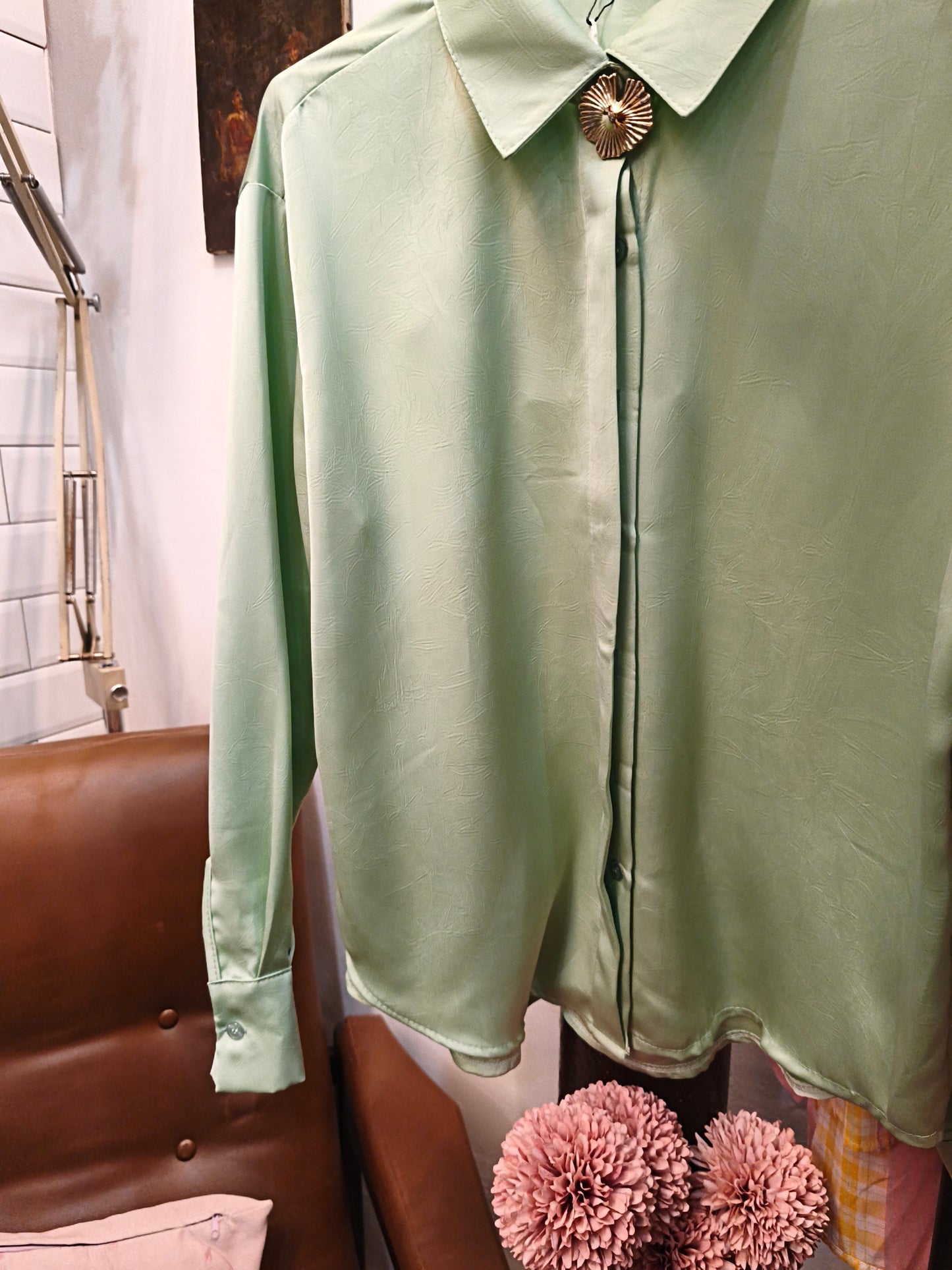 Camicia con spilla